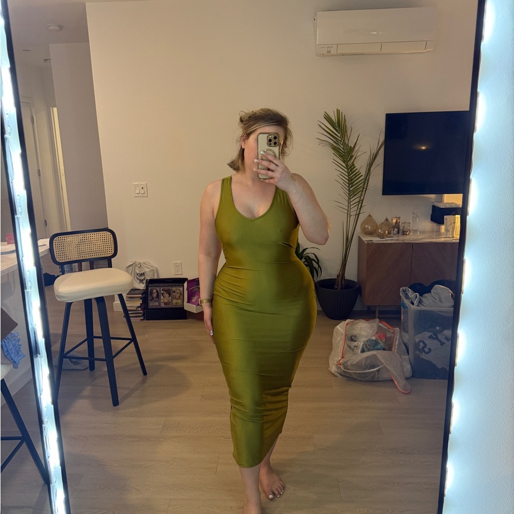 SHEIN Olive Green Bodycon Midi Dress